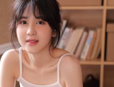 开云下载-霍勒迪全面爆发引领炮火，勇士连续得分狂潮压制活塞