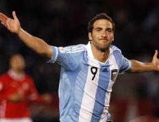 开云官网-英超争冠之夜，巴雷拉关键回合不手软，铸就传奇时刻