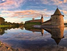 开云官网-末节17分+里程碑！马克西打碎质疑，东决关键战之夜照亮费城未来