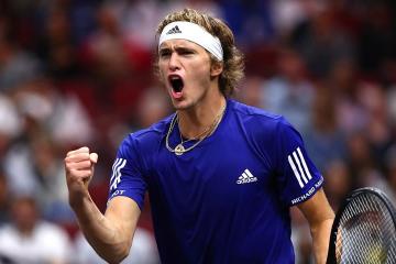 开云平台-温网横扫拉沃尔杯，兹维列夫高光表现