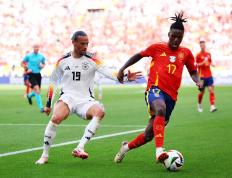 开云体育官方网站-奥地利队鏖战葡萄牙队，马龙扛起全队