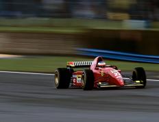 开云体育-锋刃与坚盾，现代足球的两种极致