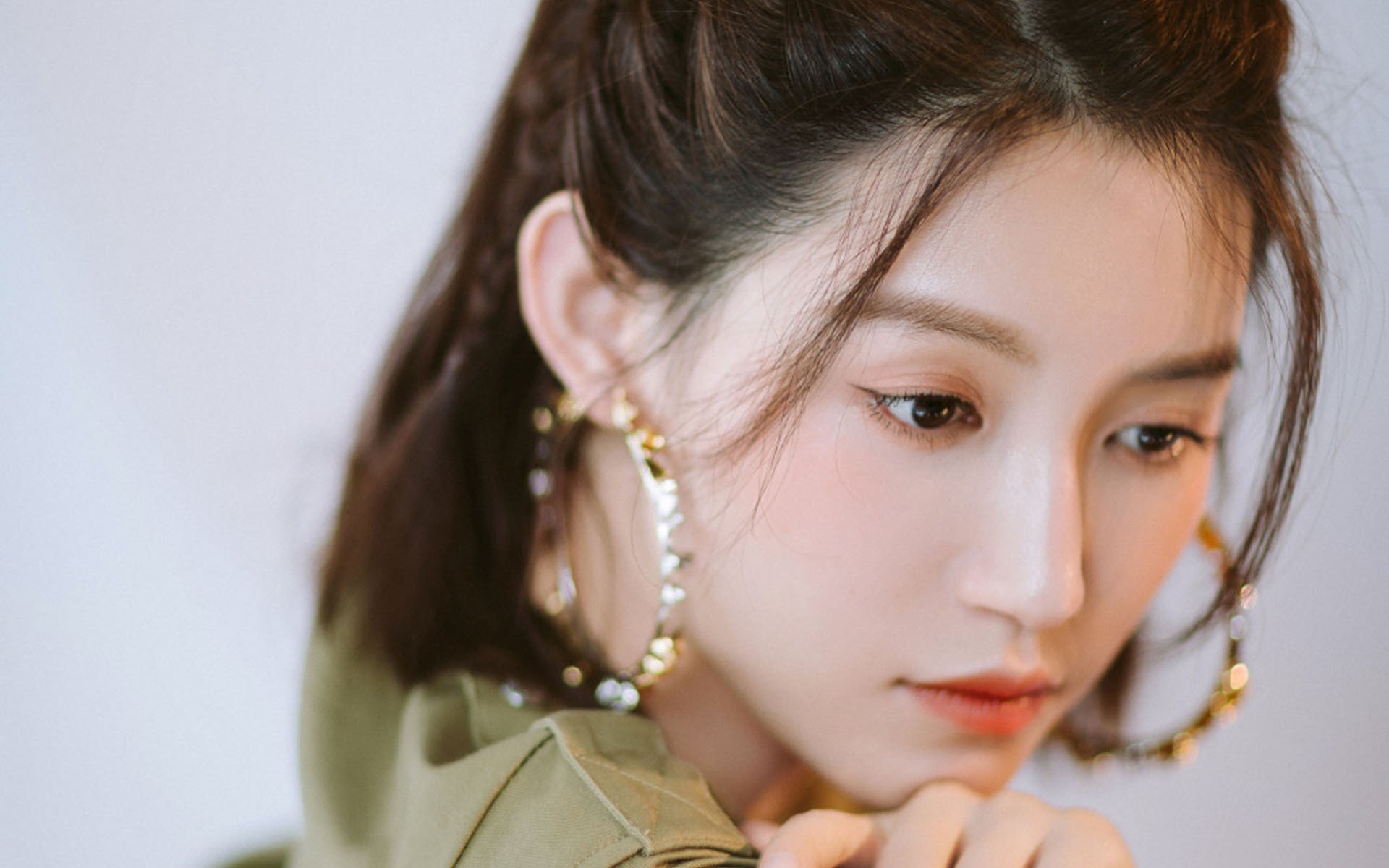 开云体育官方网站-双星闪耀夜,太阳灼热火焰,乔治主宰意甲绿茵