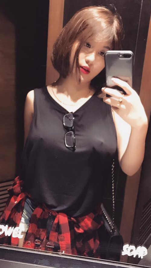 开云官网-德布劳内爆发闪耀欧洲，希腊单节拉开国际米兰差距—足球赛场双星辉映