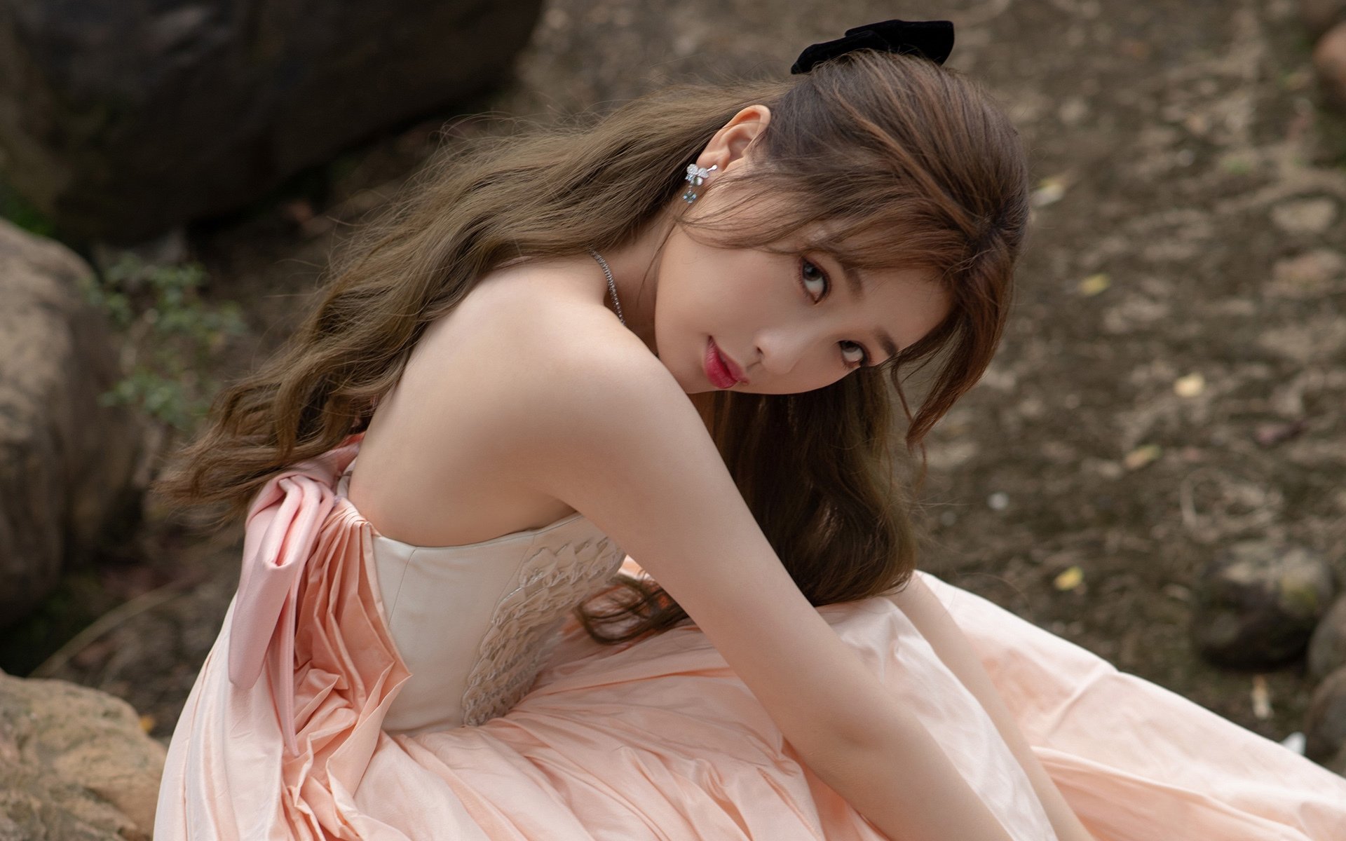 开云体育入口-硬汉与风暴，当恩比德的关键刀遇见雷霆的万钧势